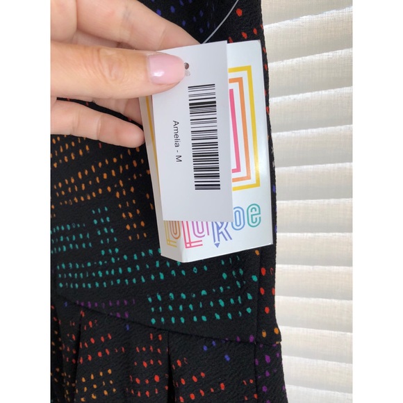 LulaRoe Amelia - Picture 4 of 7